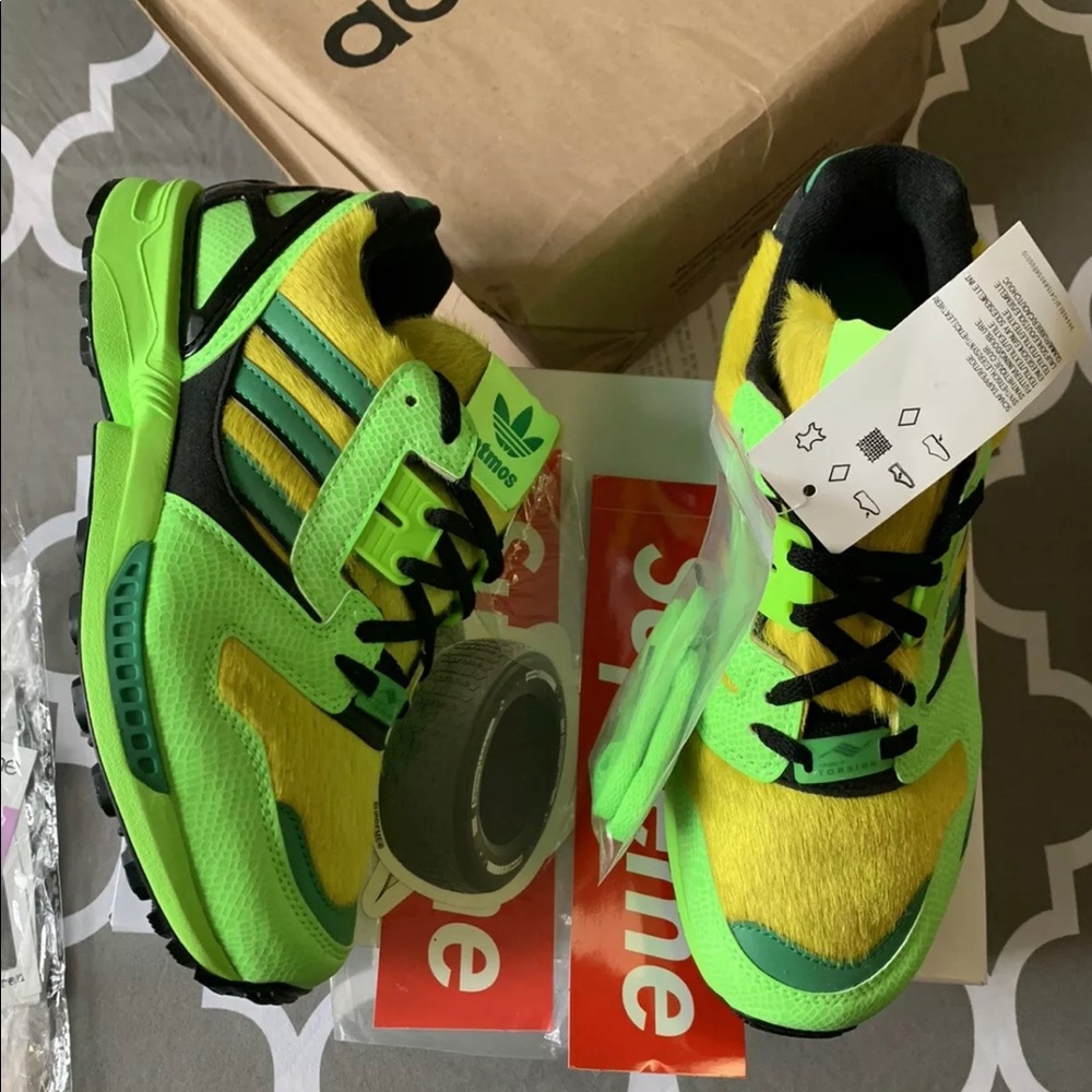Brand New Adidas ZX 8000 Atmos G-SNK 3 Size 7